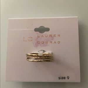 Triple ring
